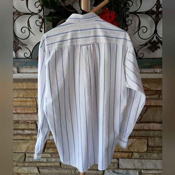 Vintage Chaps Ralph Lauren Classic Blue Striped Women's Button Up Shirt_16 - Picture 4 of 4